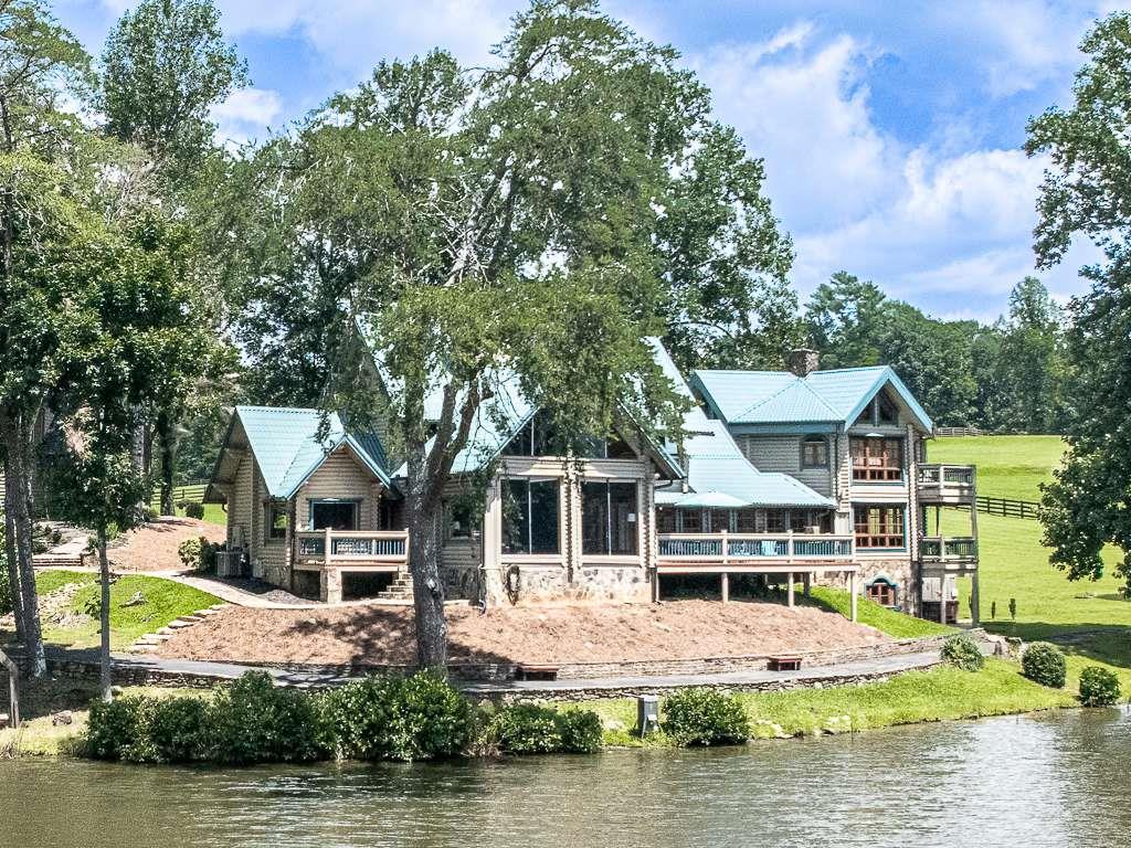 201 Mountainside Pkwy., Ellijay, GA 30536
