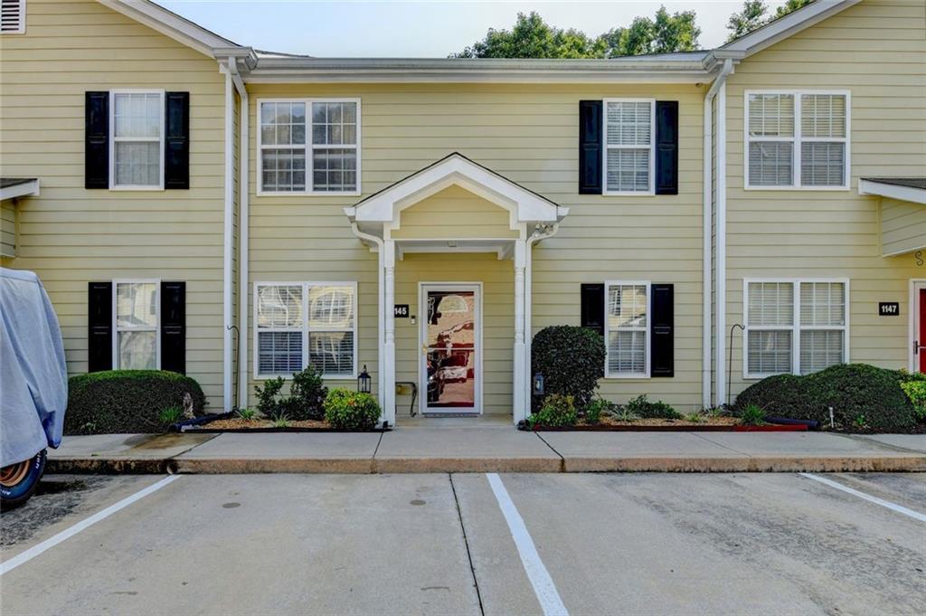 1145 Riverside Ter., Gainesville, GA 30501