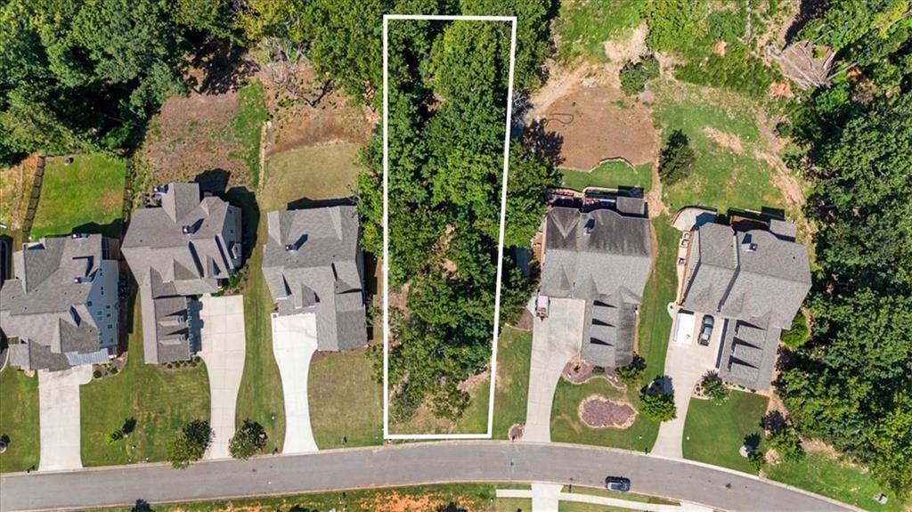7385 Crestline Dr., Dawsonville, GA 30534