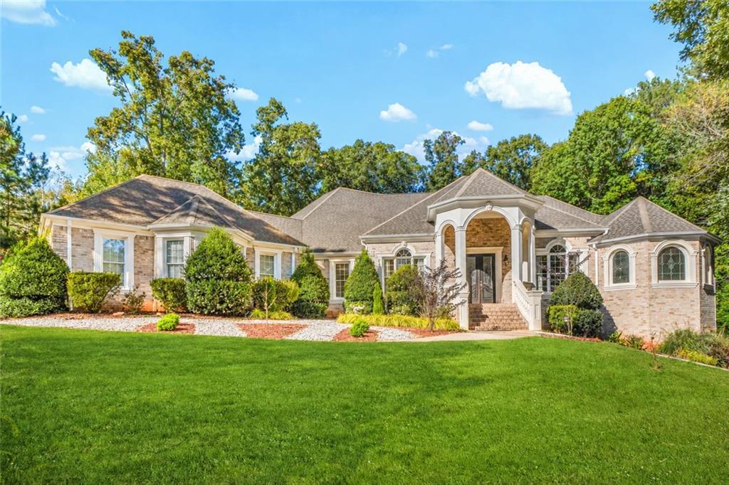 1565 Mountain Shadow Tr., Stone Mountain, GA 30087