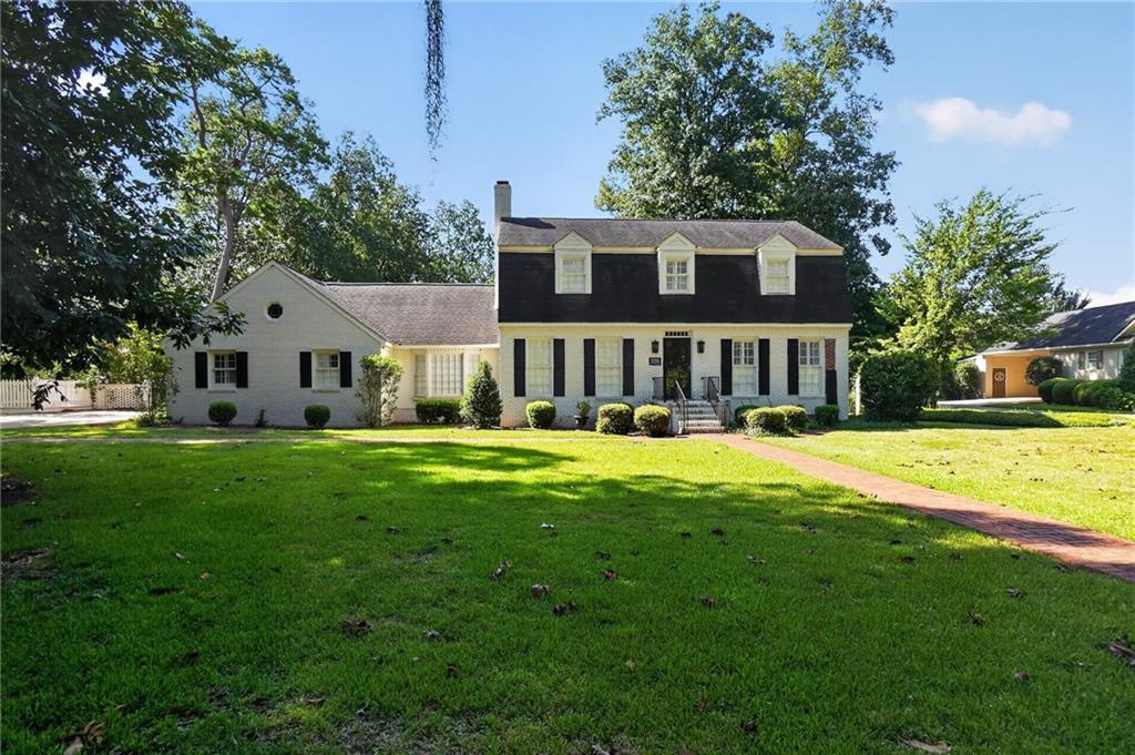 2210 E Doublegate Dr., Albany, GA 31721