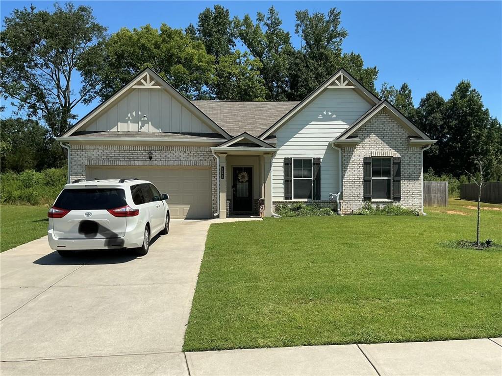 111 Mcginnis Cir., Calhoun, GA 30701