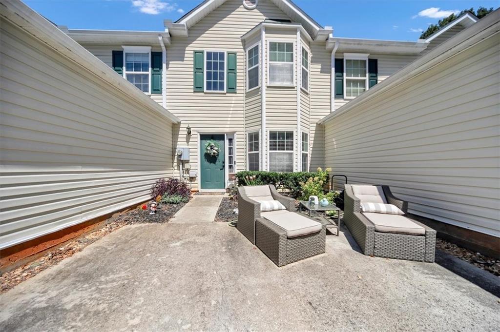 4625 Crawford Oaks Dr., Oakwood, GA 30566