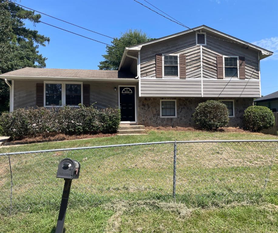 6077 Cherokee Valley Ln., Lithonia, GA 30058