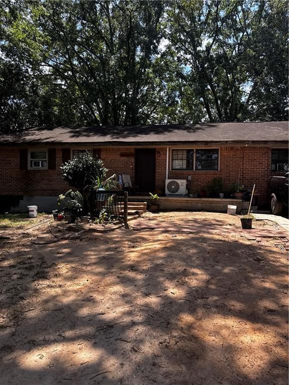 301 Essex Dr., Jonesboro, GA 30238