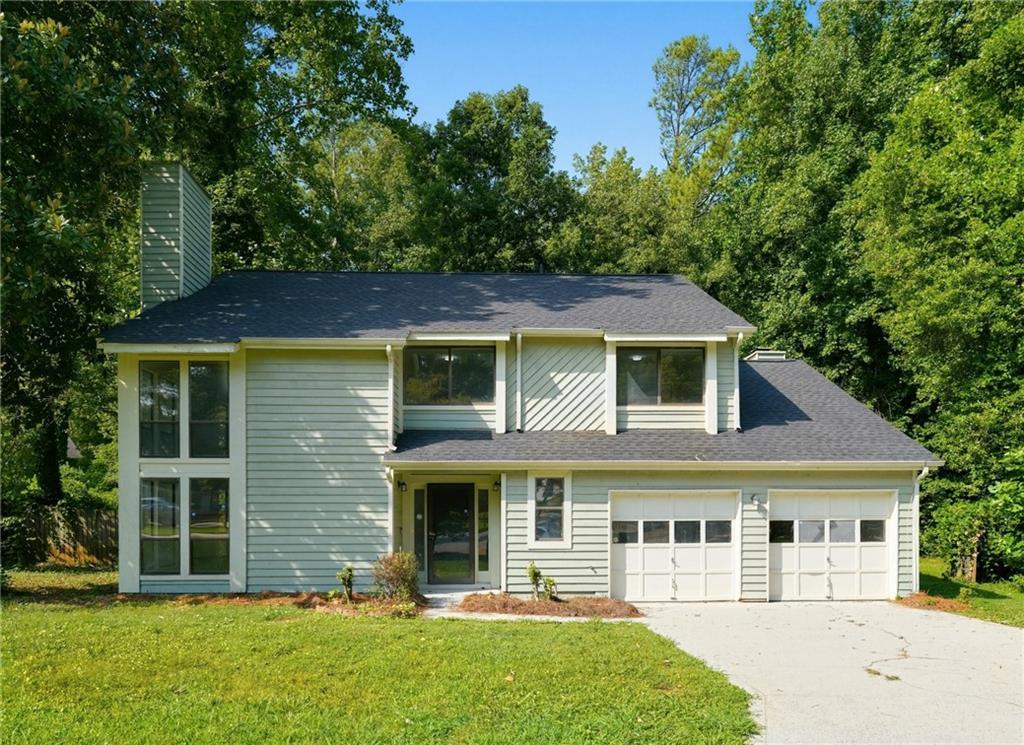 5369 Kelleys Creek Dr., Stone Mountain, GA 30088