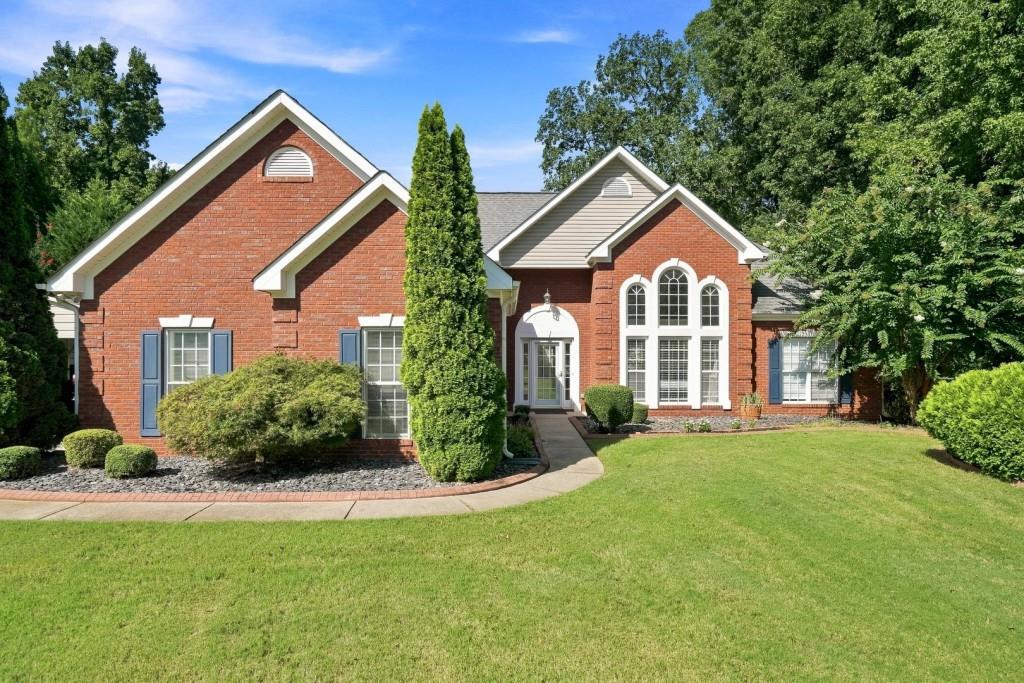 1203 Foxcreek Dr., Mcdonough, GA 30252