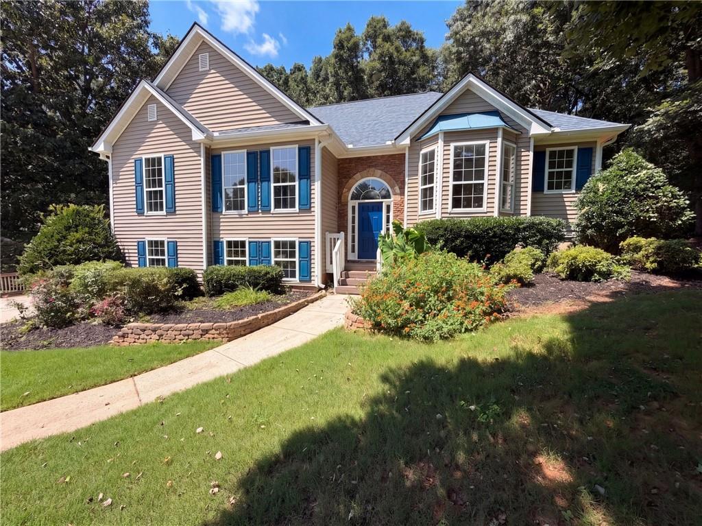 7830 Mosswood Ln., Gainesville, GA 30506