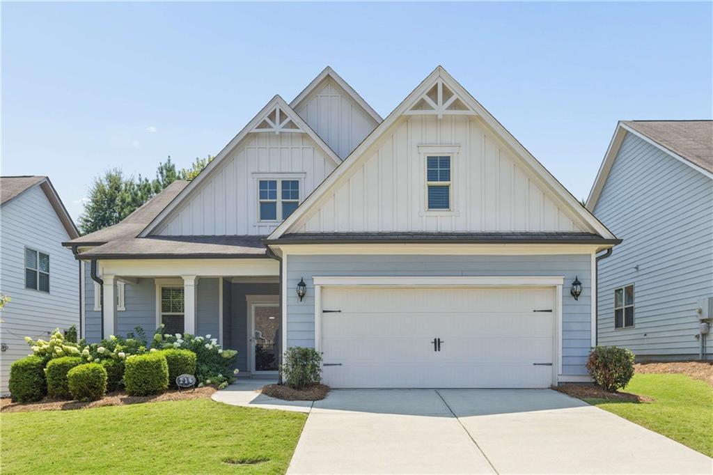 216 William Creek Dr., Canton, GA 30115