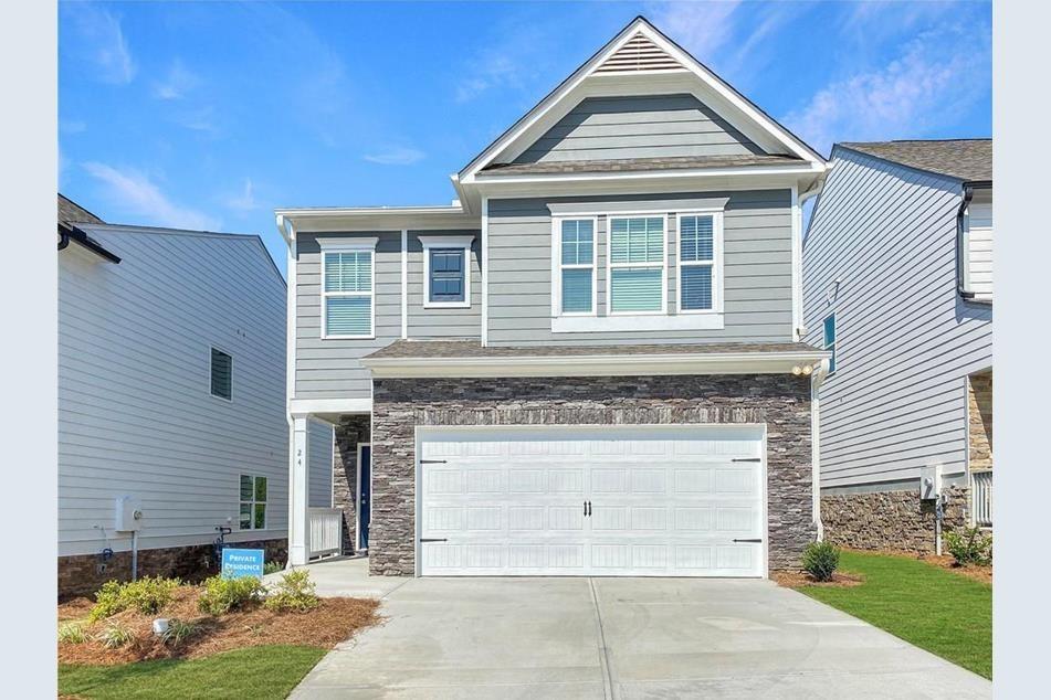 24 Berry Dr., Dawsonville, GA 30534