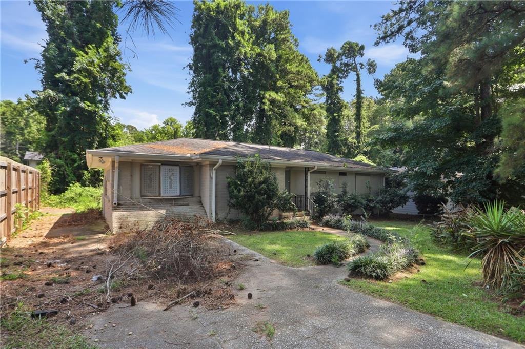 1846 Shamrock Dr., Decatur, GA 30032