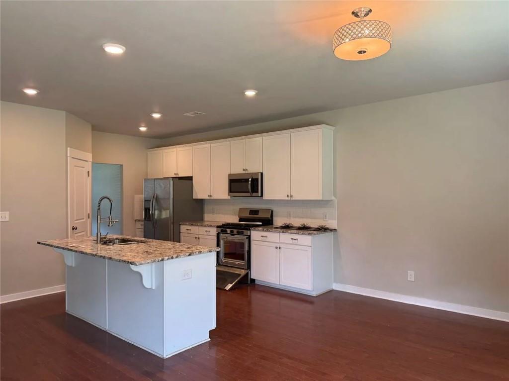 1757 Weatherbrook Cir., Lawrenceville, GA 30043