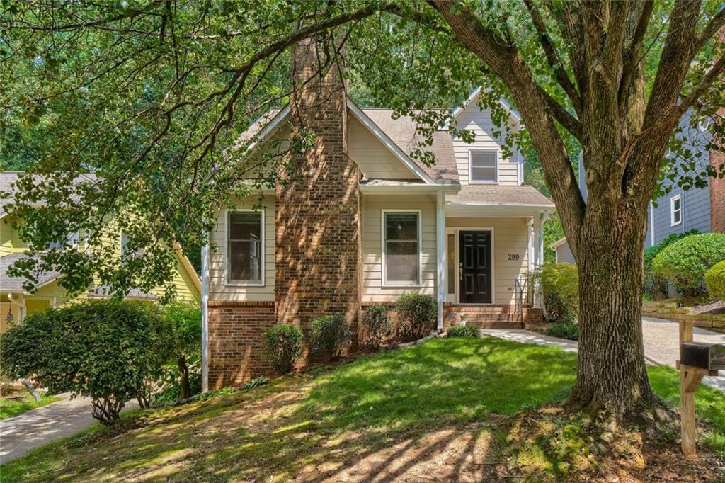 299 Somerlane Pl., Avondale Estates, GA 30002