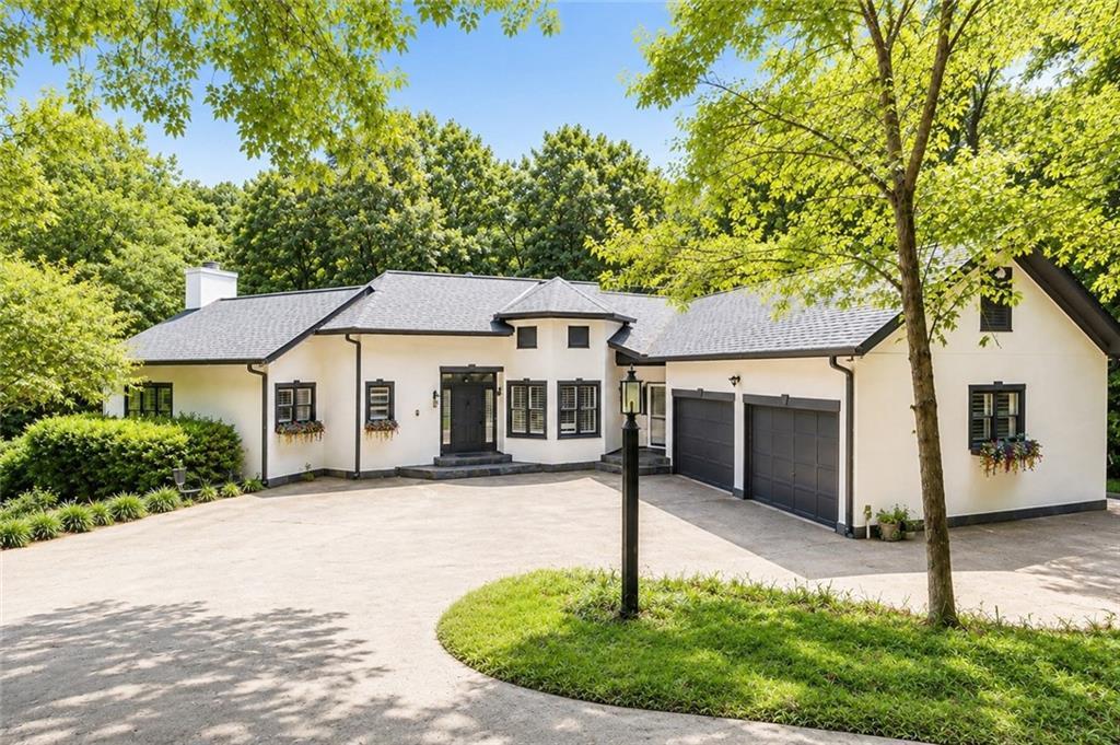 890 Pine Grove Pointe Dr., Roswell, GA 30075