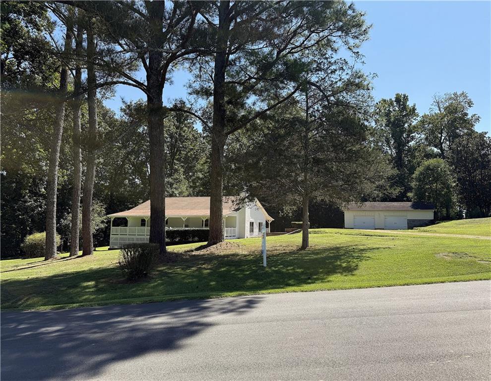 5730 Westwood Dr., Cumming, GA 30040