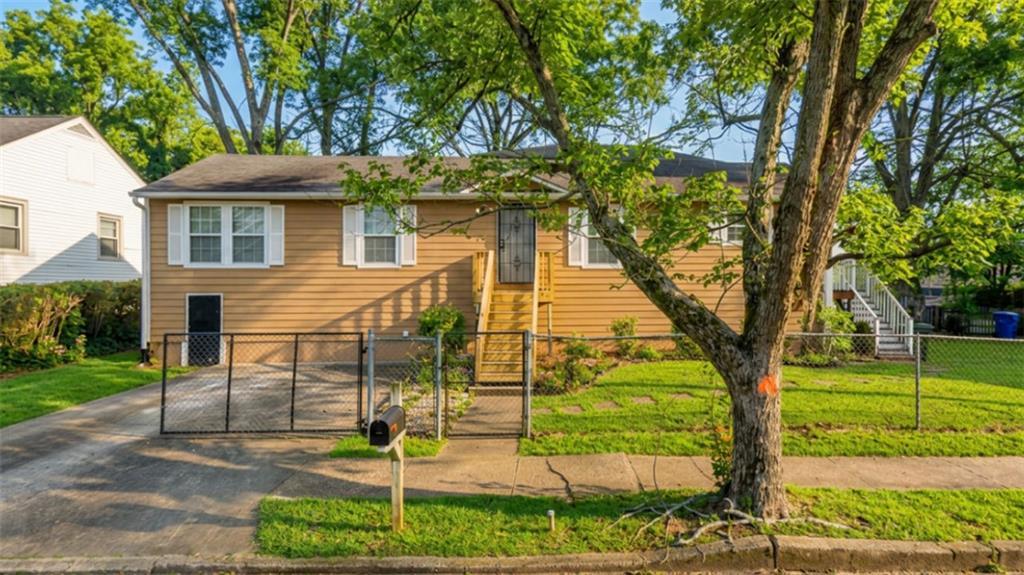 784 Avenida St. St., Atlanta, GA 30318