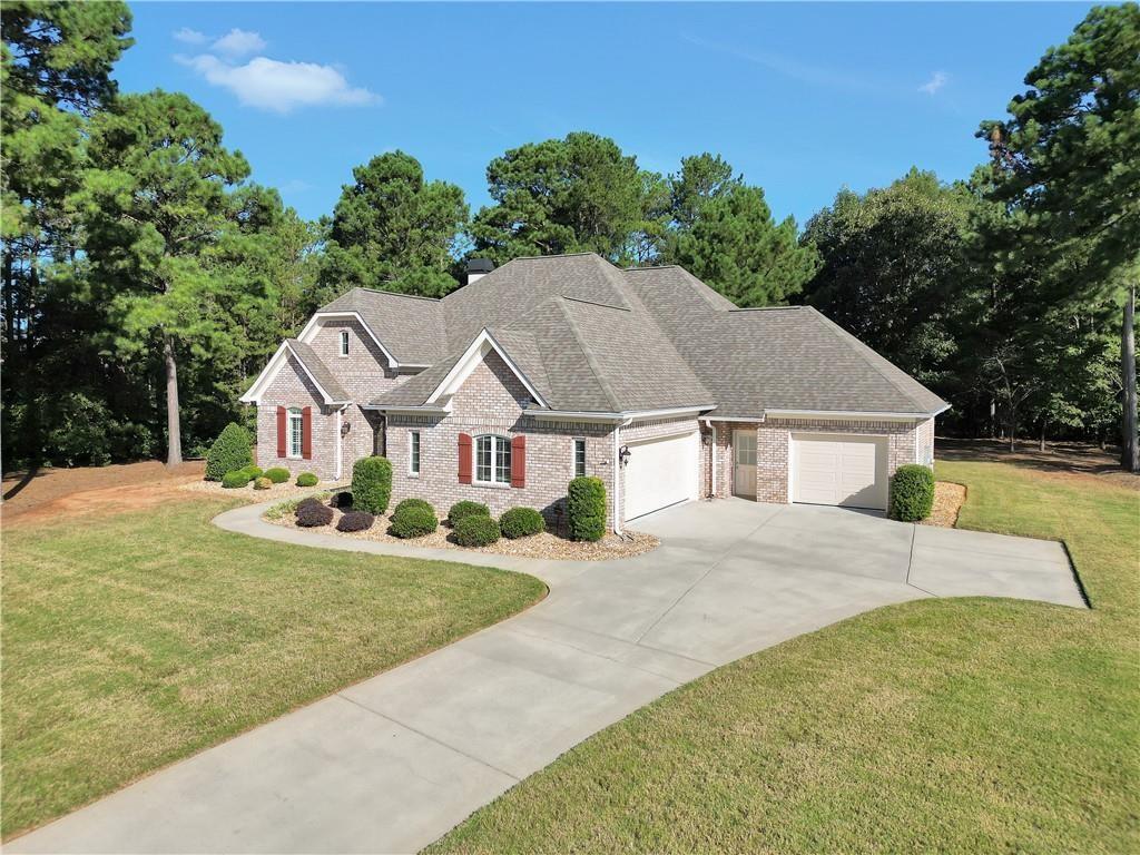 105 Freedom Dr., Forsyth, GA 31029