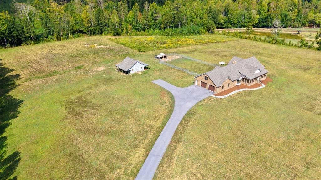 380 Bozeman Rd., White, GA 30184