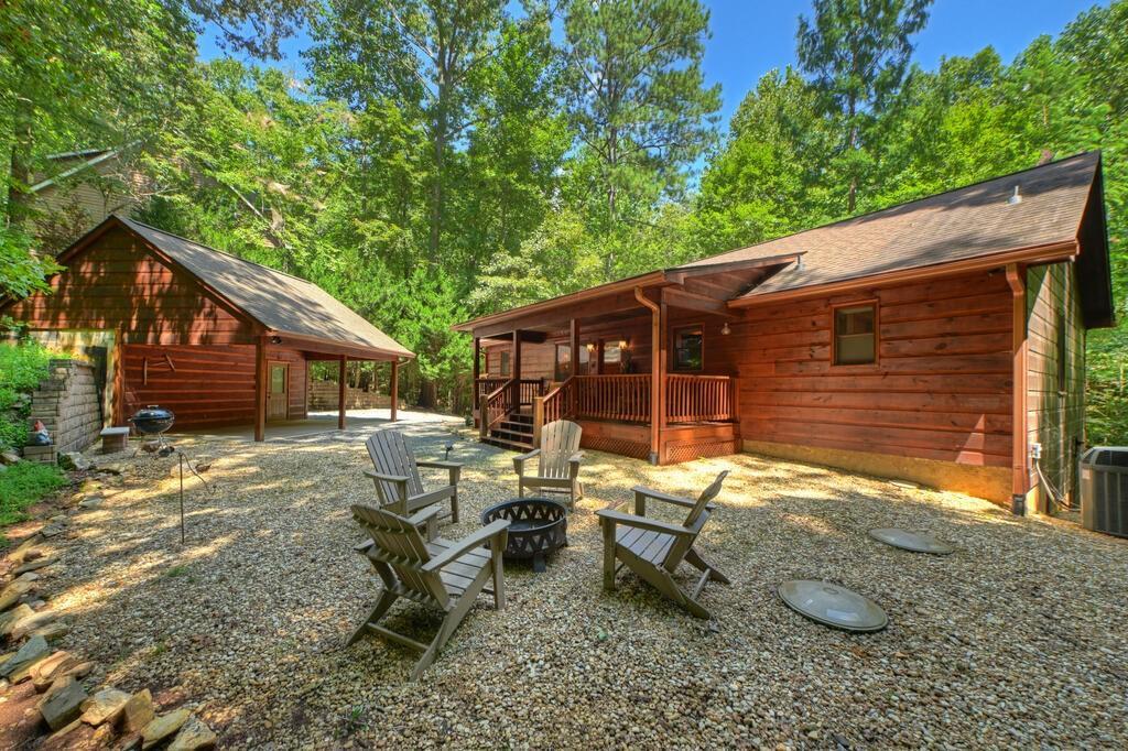 162 Primrose Ct., Ellijay, GA 30540