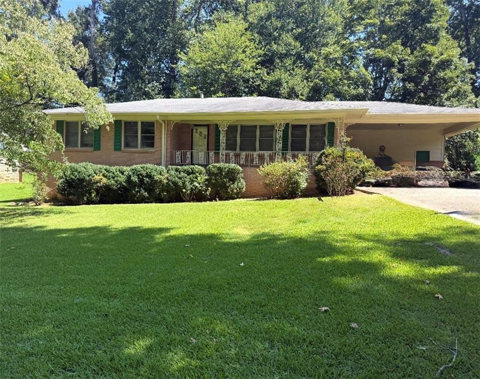 3557 New Macland Rd., Powder Springs, GA 30127