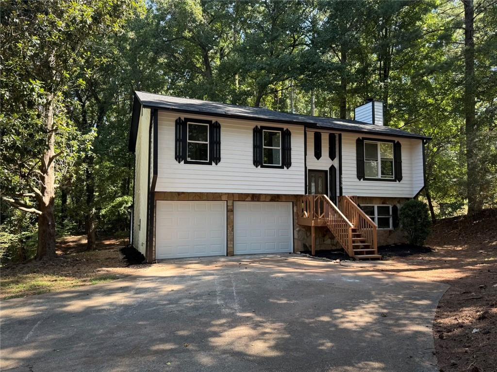 3570 Brenda Ct., Douglasville, GA 30135