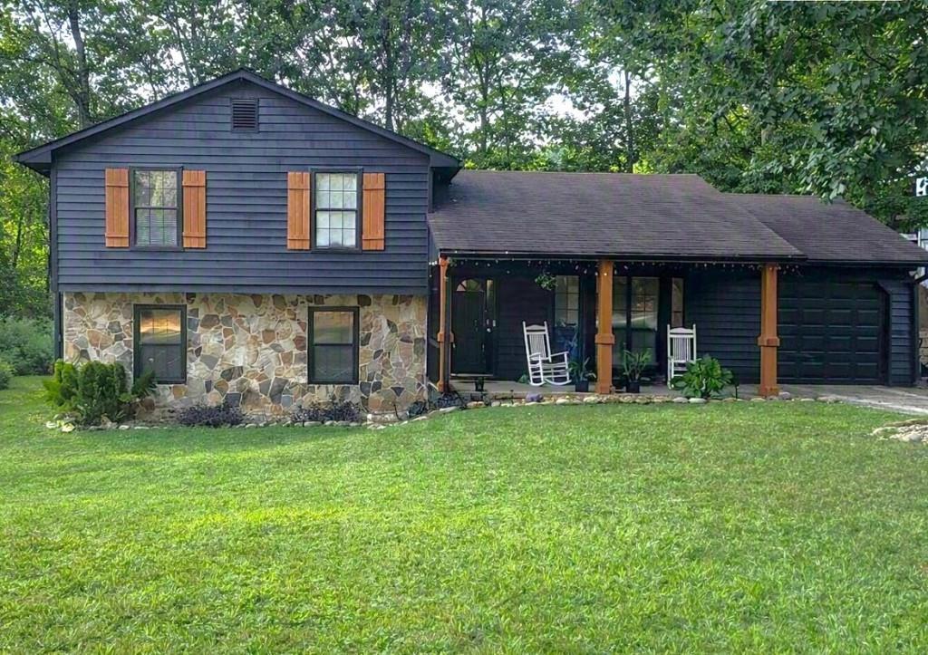 1961 Woodlot Tr., Lithonia, GA 30058