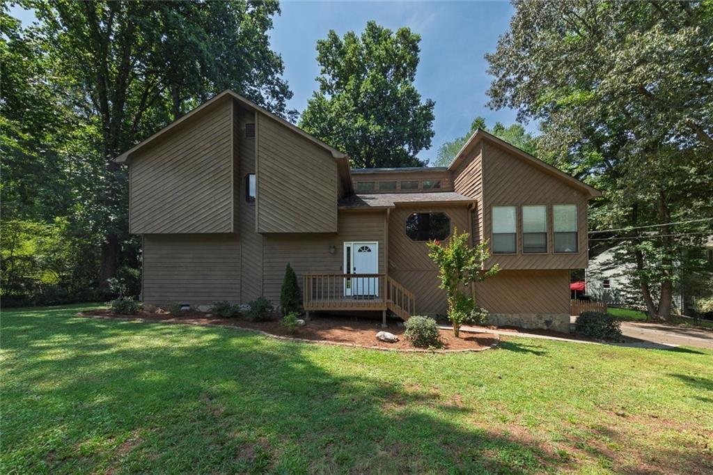 6499 Will Dupree Ln., Acworth, GA 30102