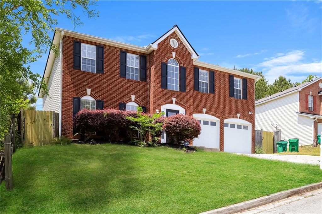 2462 Tolliver Dr., Ellenwood, GA 30294