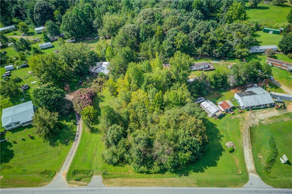 10154 Duncan Bridge Rd., Cleveland, GA 30528