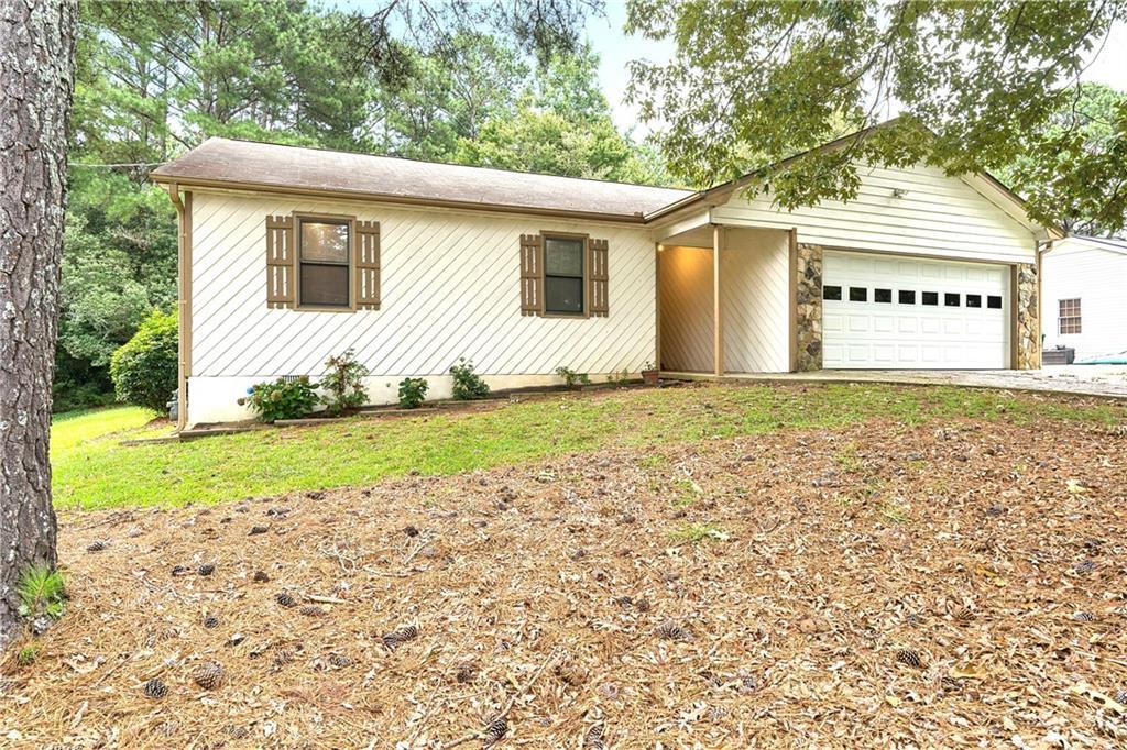 1146 Hutch Ln., Snellville, GA 30078