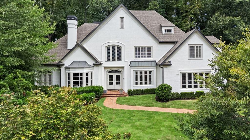 455 Laurel Chase Ct., Sandy Springs, GA 30327