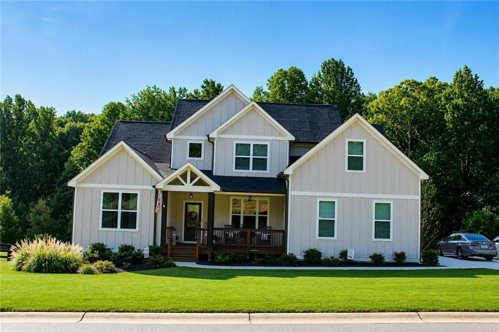 202 Old Lake Ln., Dawsonville, GA 30534