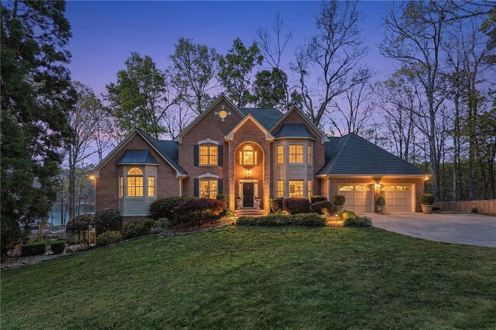 3176 Deepwater Dr., Gainesville, GA 30506