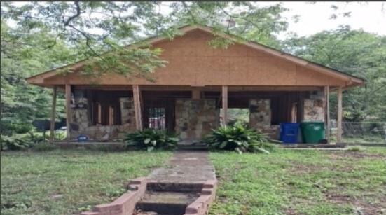 5461 Stillhouse Rd., Stone Mountain, GA 30083