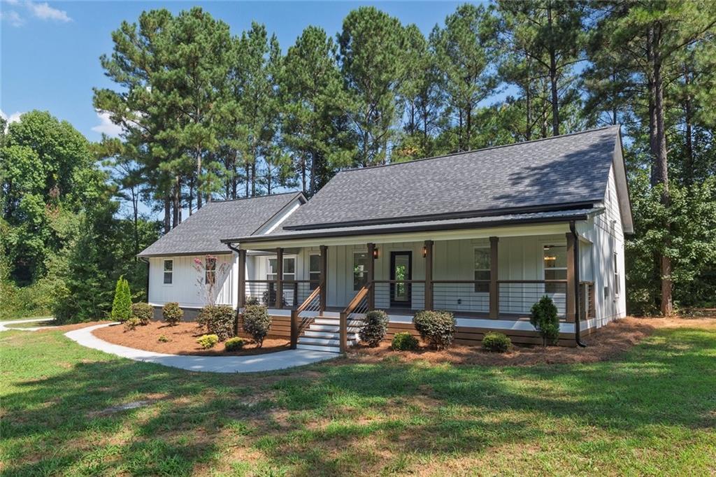 1344 Puckett Rd., Waleska, GA 30183