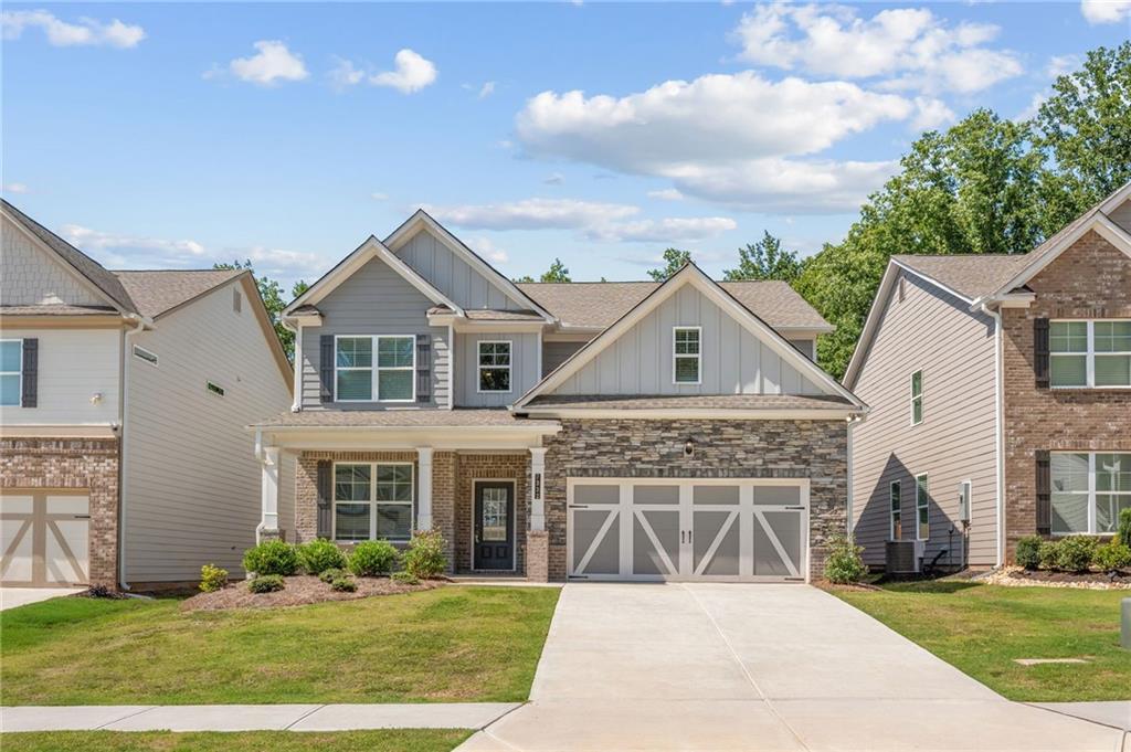7332 Rocklin Ln., Flowery Branch, GA 30542