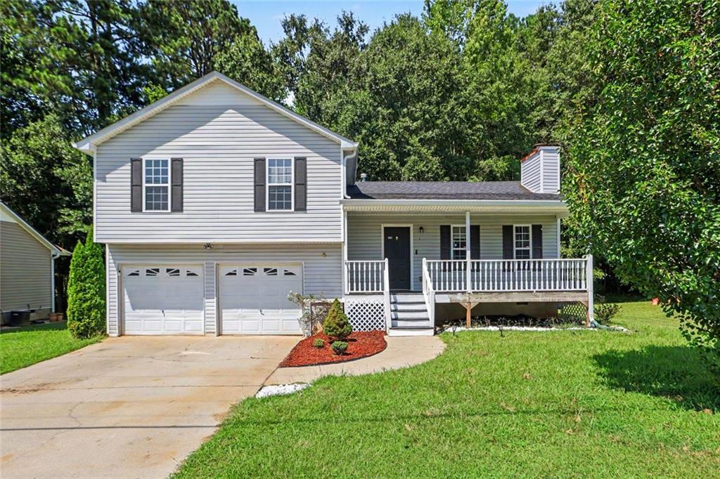 329 River Trace Dr., Villa Rica, GA 30180