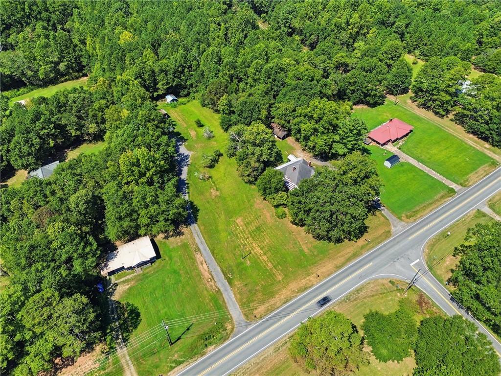 5001 Thompson Bridge Rd., Murrayville, GA 30564