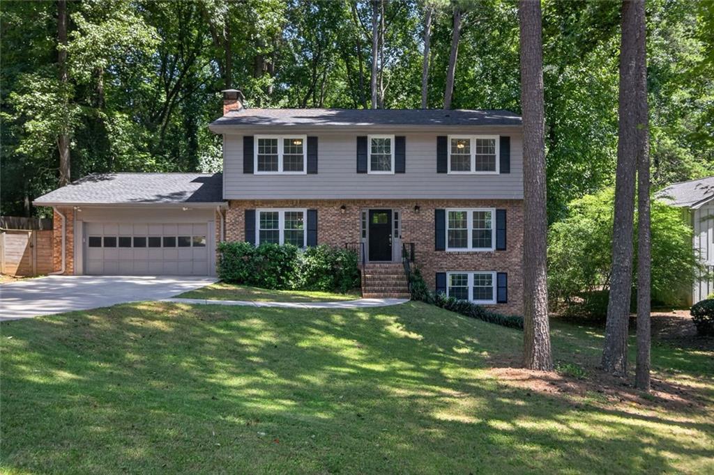 4371 Vintage Ln., Dunwoody, GA 30338