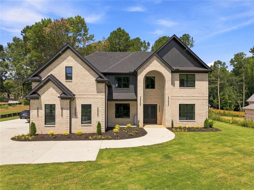 2895 Briscoe Rd., Loganville, GA 30052