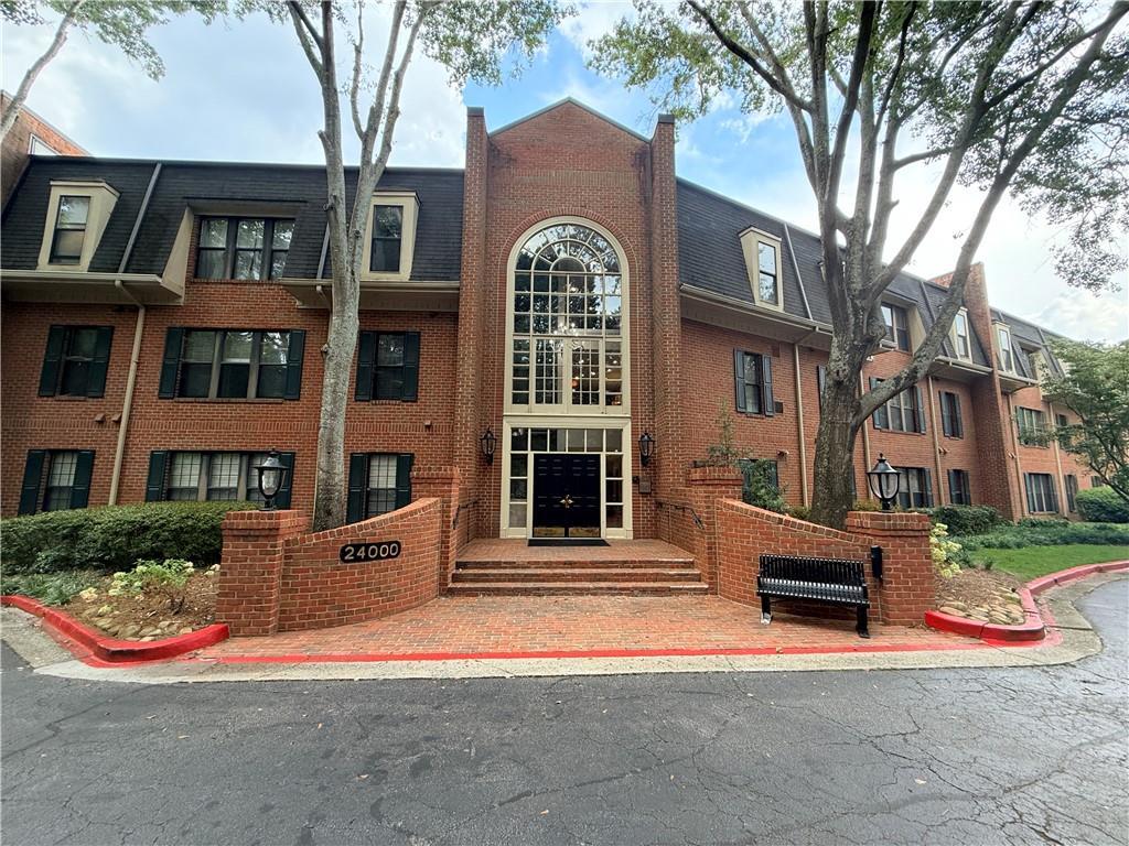 24216 Plantation Dr., Atlanta, GA 30324