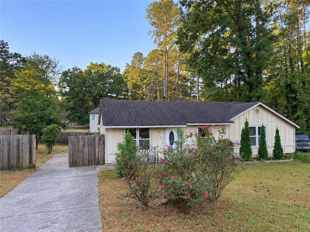 158 Ashwood Ct., Riverdale, GA 30274