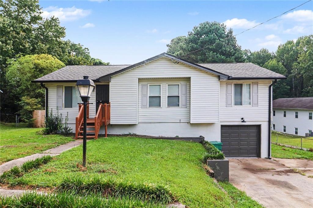 8908 Thomas Rd., Jonesboro, GA 30238