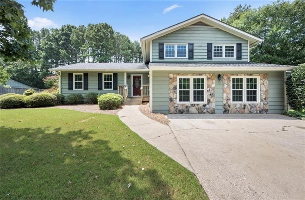 392 Heritage Ln., Alpharetta, GA 30009