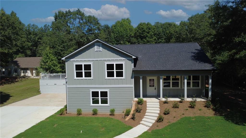 645 Mountainview Dr., Covington, GA 30016
