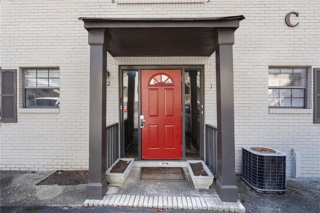 410 Candler Park Dr. #C1, Atlanta, GA 30307