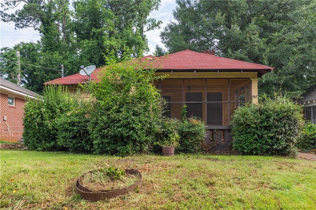 969 Byron Dr., Atlanta, GA 30310