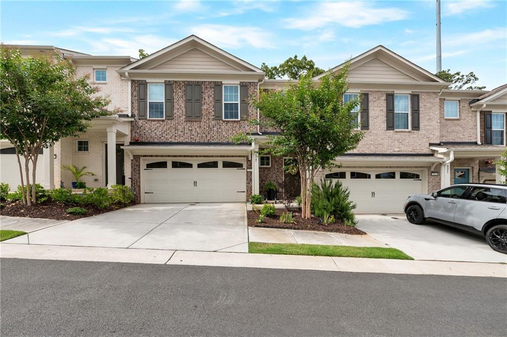 517 Garvin Dr., Woodstock, GA 30189
