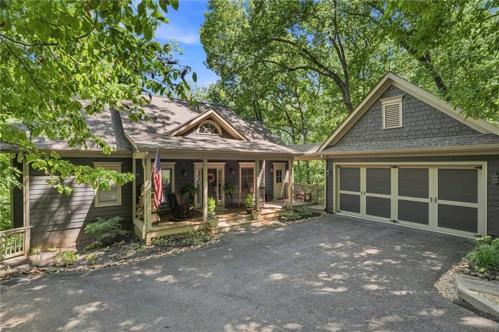 1458 Valley View Dr., Big Canoe, GA 30143