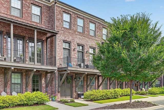 883 Tisdale Tr., Marietta, GA 30068